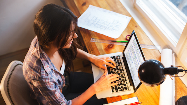 How to Write a Blog Post: 22 Actionable Tips